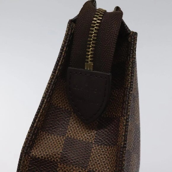 LOUIS VUITTON Damier Ebene Poche Toilette 26 Pouch - Picture 10 of 14